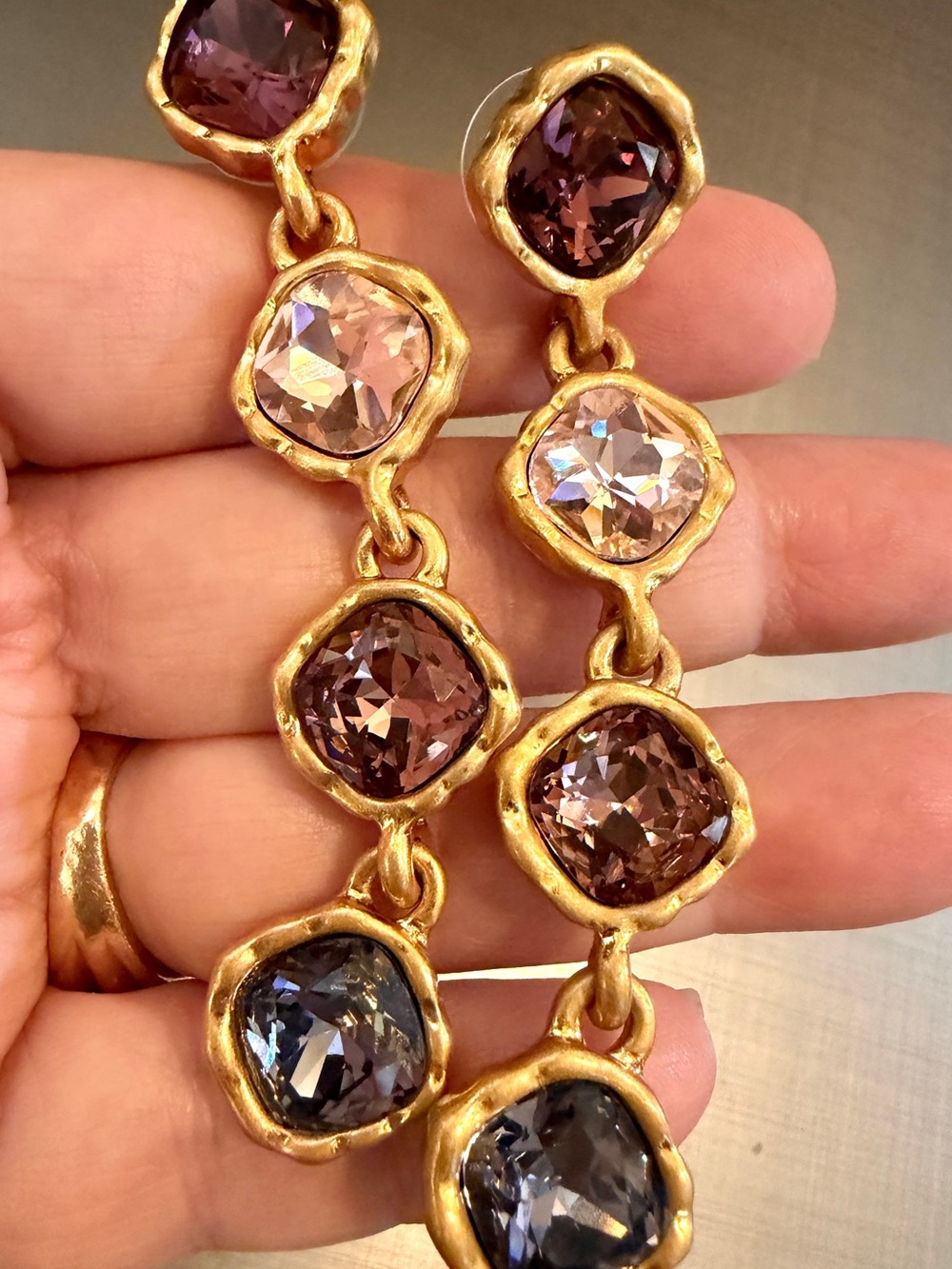 Oscar de la Renta Gold-Tone AMETHYST COMBO ✨CRYSTAL DANGLE EARRINGS✨POST✨ - Picture 10 of 13